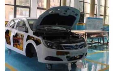 廣州新能源汽車(chē)教學(xué)設(shè)備廠(chǎng)家：電池使用壽命的影響因素有那些?