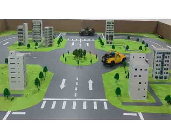 沙盤智能網(wǎng)聯(lián)數(shù)據(jù)終端教學(xué)系統(tǒng)