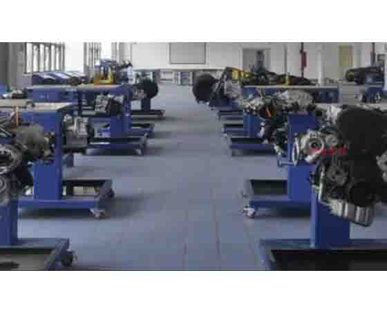 汽車實訓室文化：塑造行業(yè)未來，提升學生實踐與就業(yè)競爭力